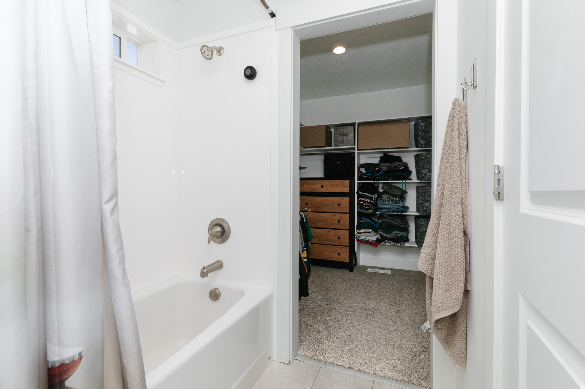 AMR5 MINOR SUBDIVISION - Residential