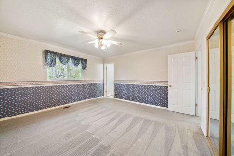 Tiny photo for 1626 HEATHER DR, Layton, UT 84040 (MLS # 2147150)