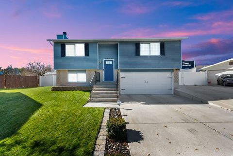 Photo of 5775 W TUCKINGTON CIR S, Salt Lake City, UT 84118 (MLS # 2122652)