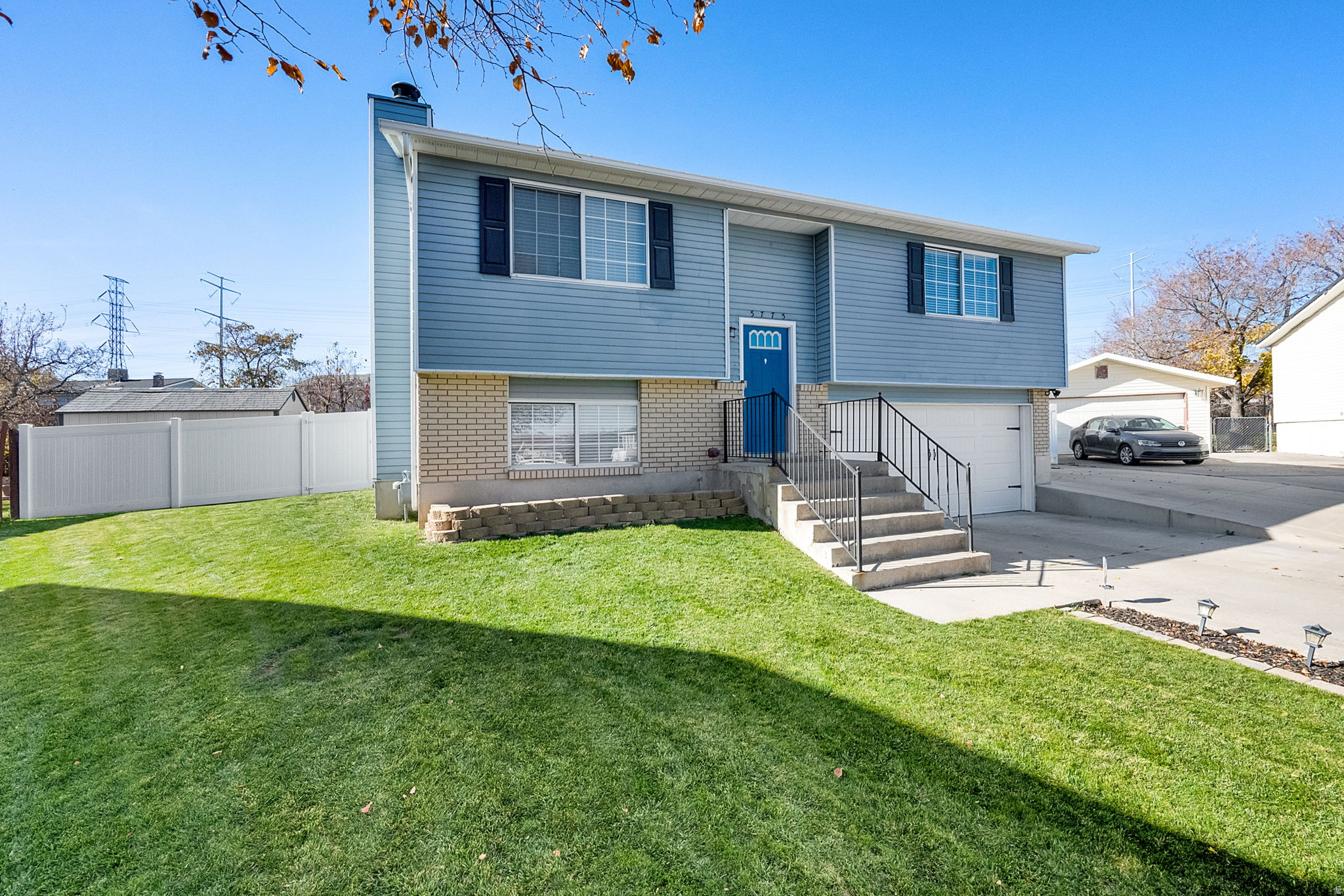 WALNUT HILLS - Residential