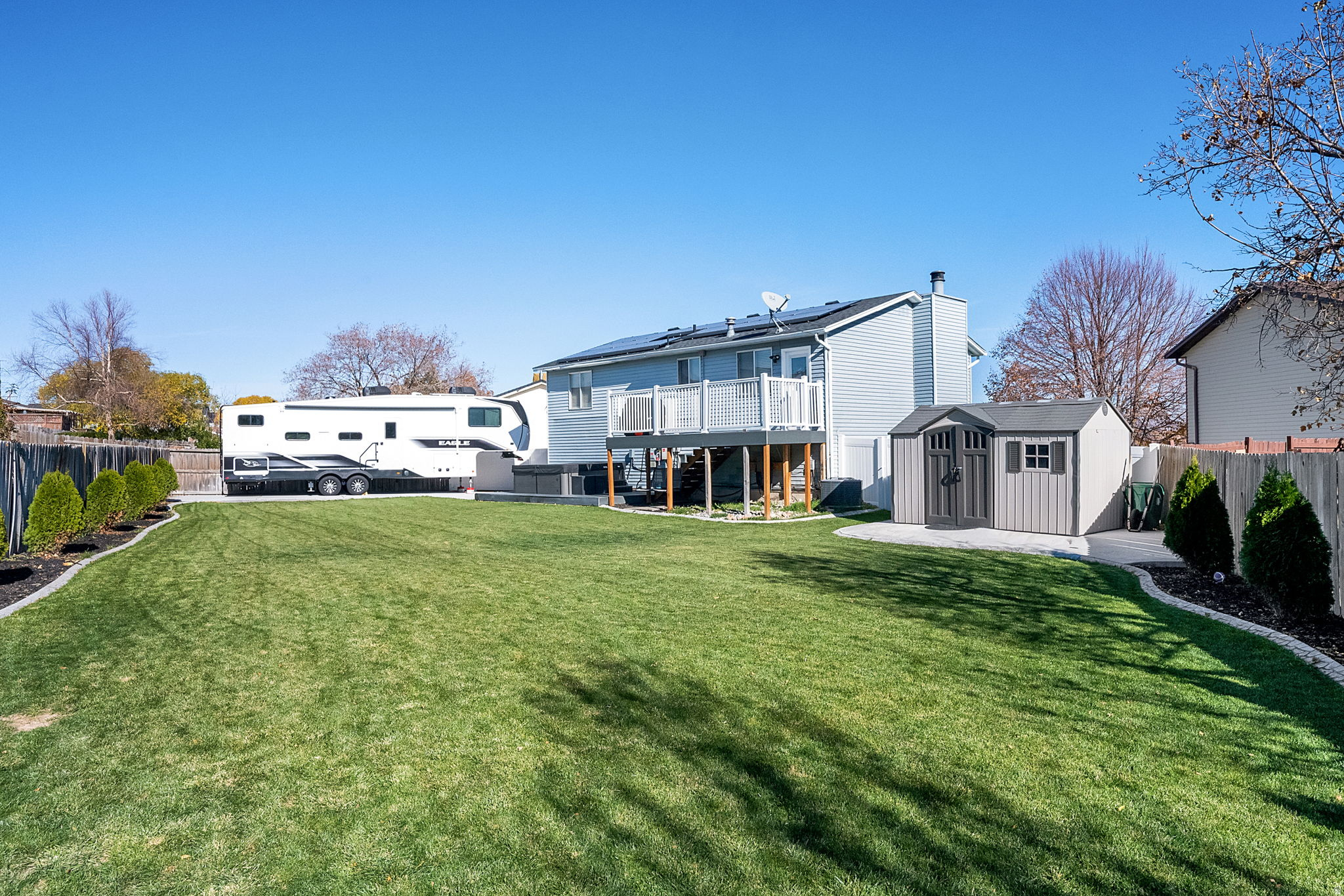 WALNUT HILLS - Residential