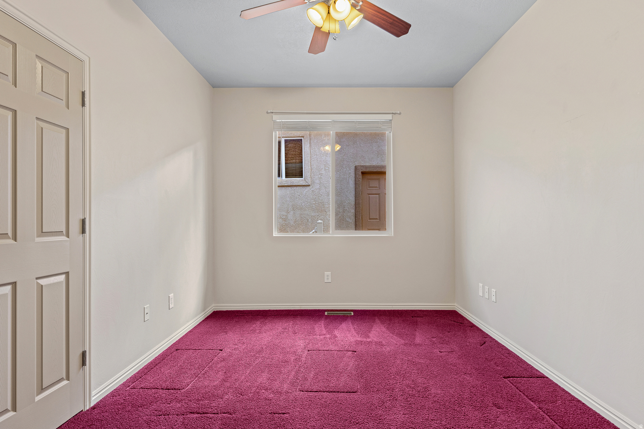 RIDGEPOINTE - Residential