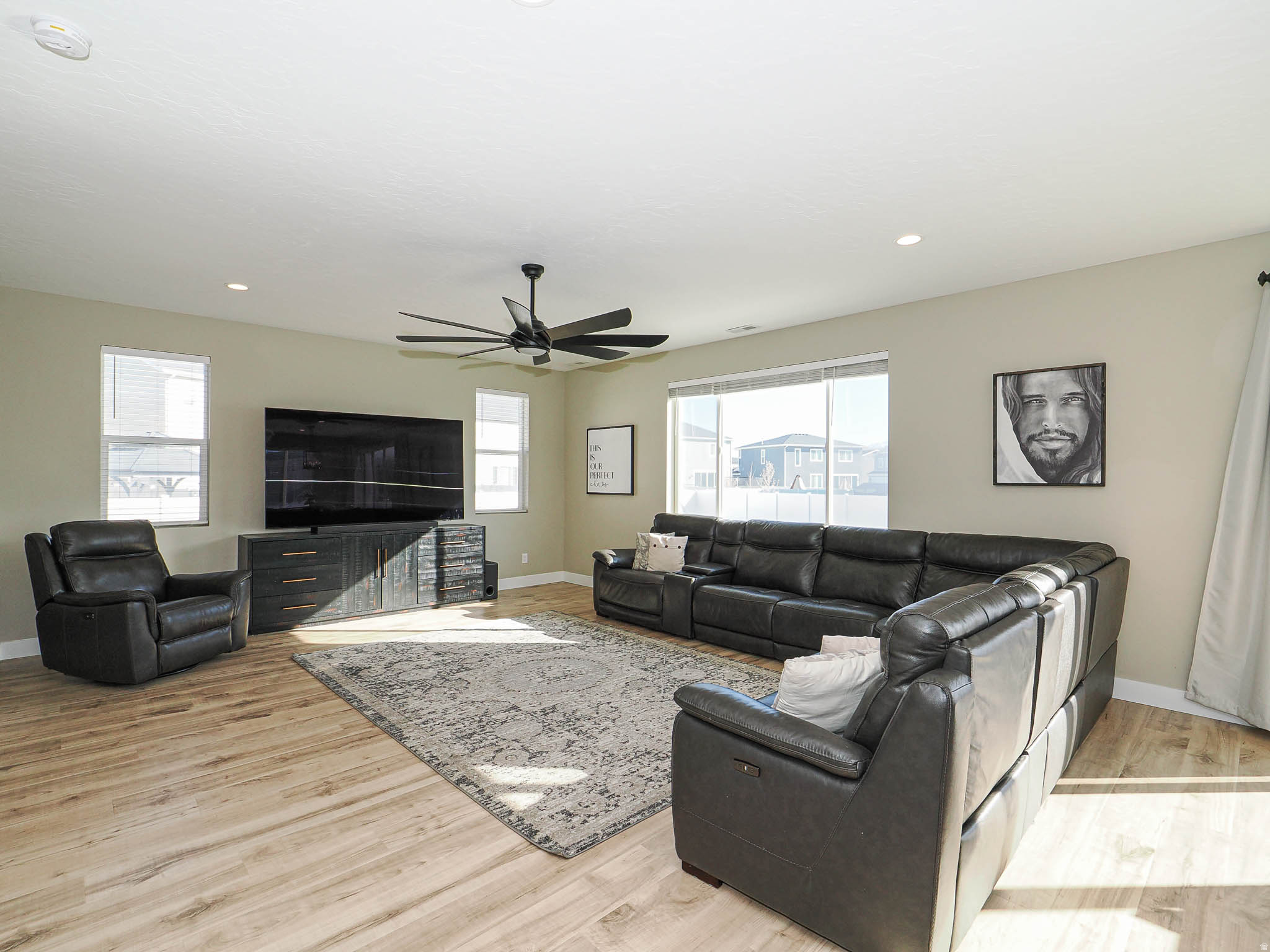 PACIFIC SPRINGS - Residential