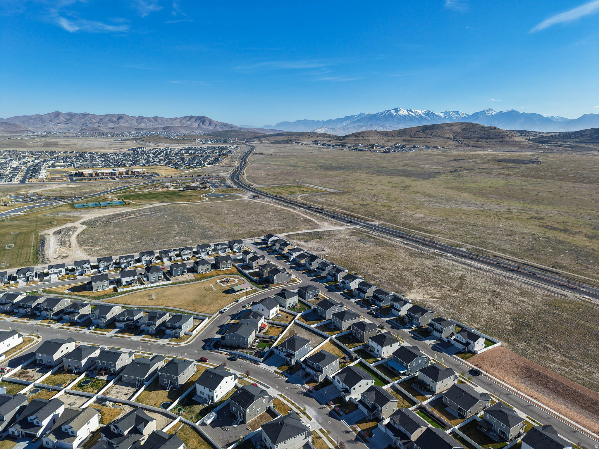 PACIFIC SPRINGS - Residential