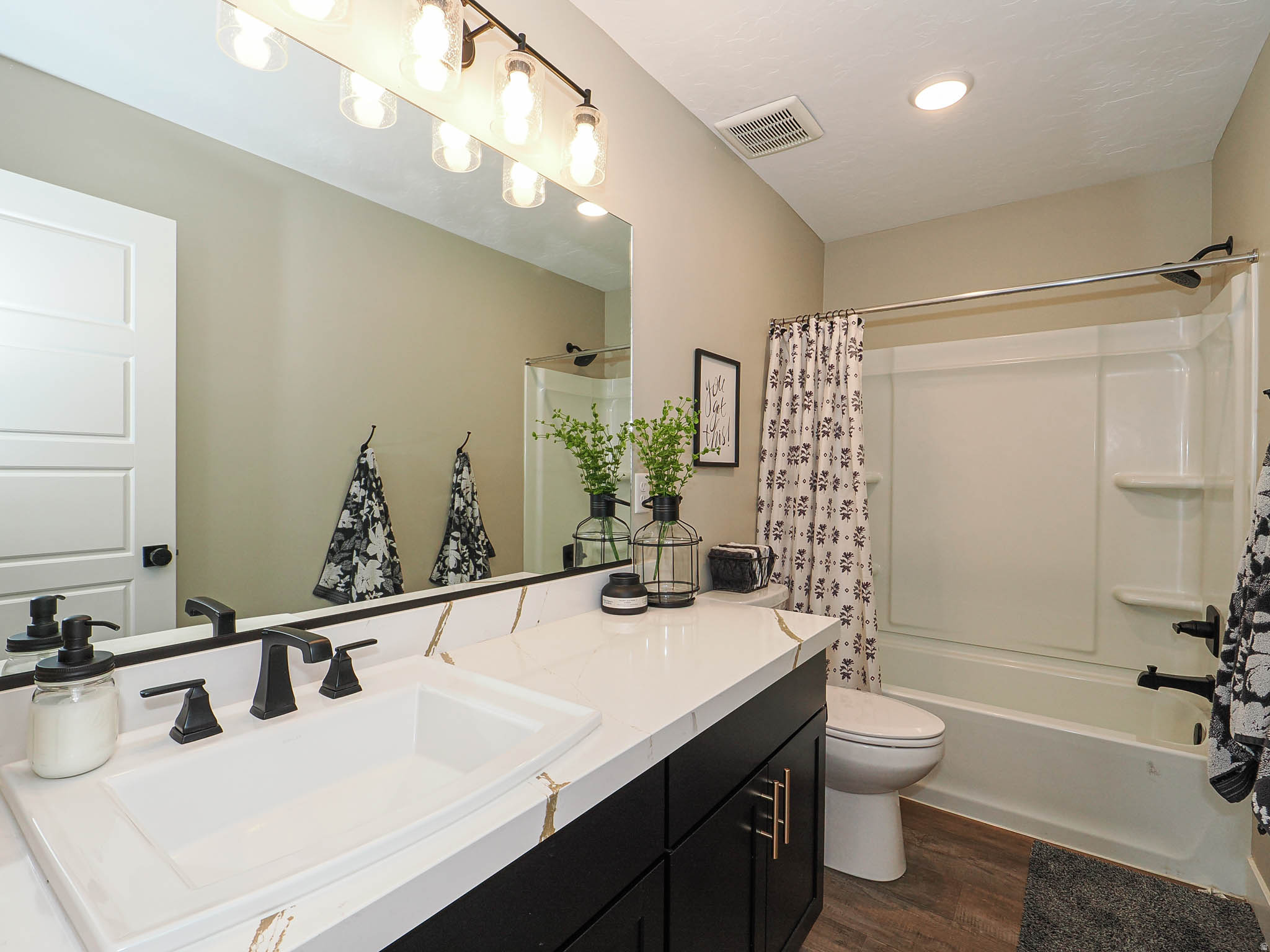 PACIFIC SPRINGS - Residential