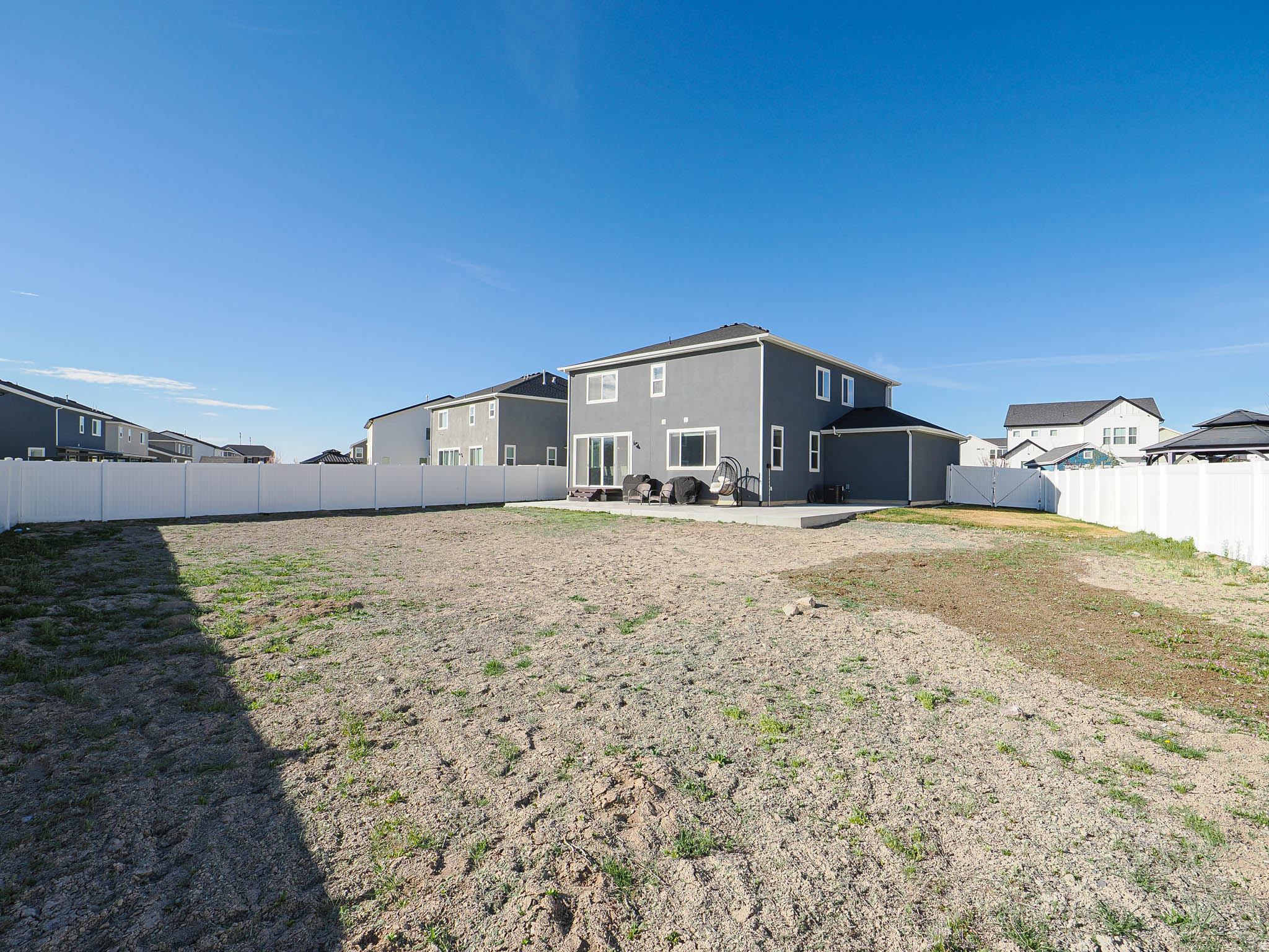 PACIFIC SPRINGS - Residential