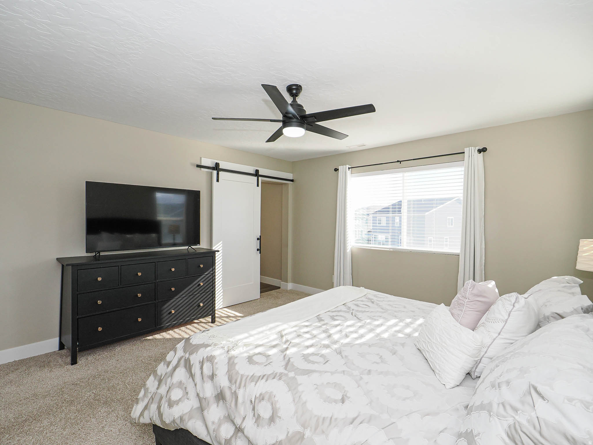 PACIFIC SPRINGS - Residential