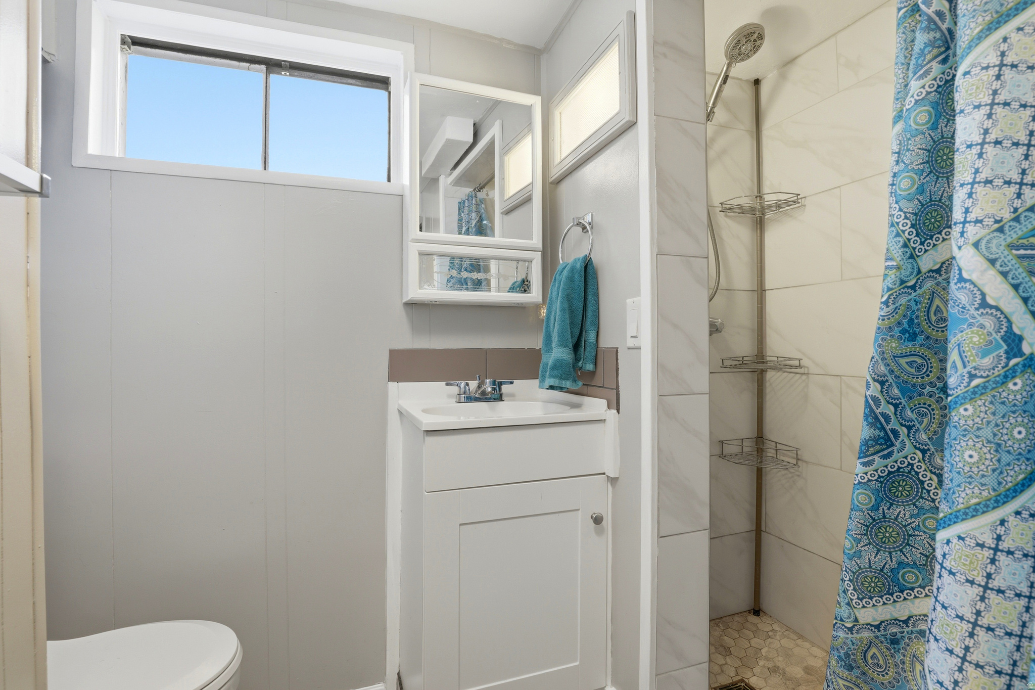 HAL-VERN - Residential