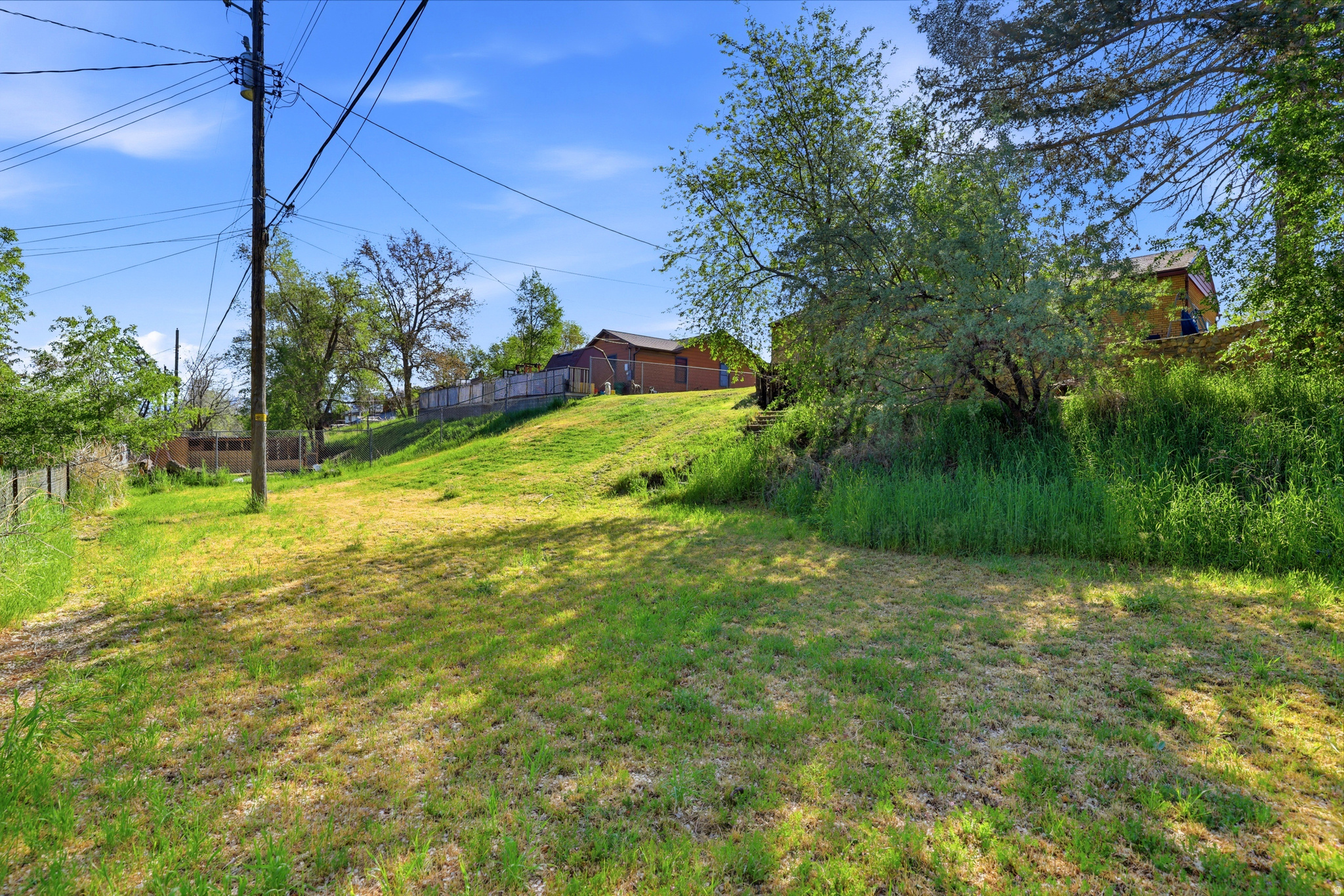 HAL-VERN - Residential