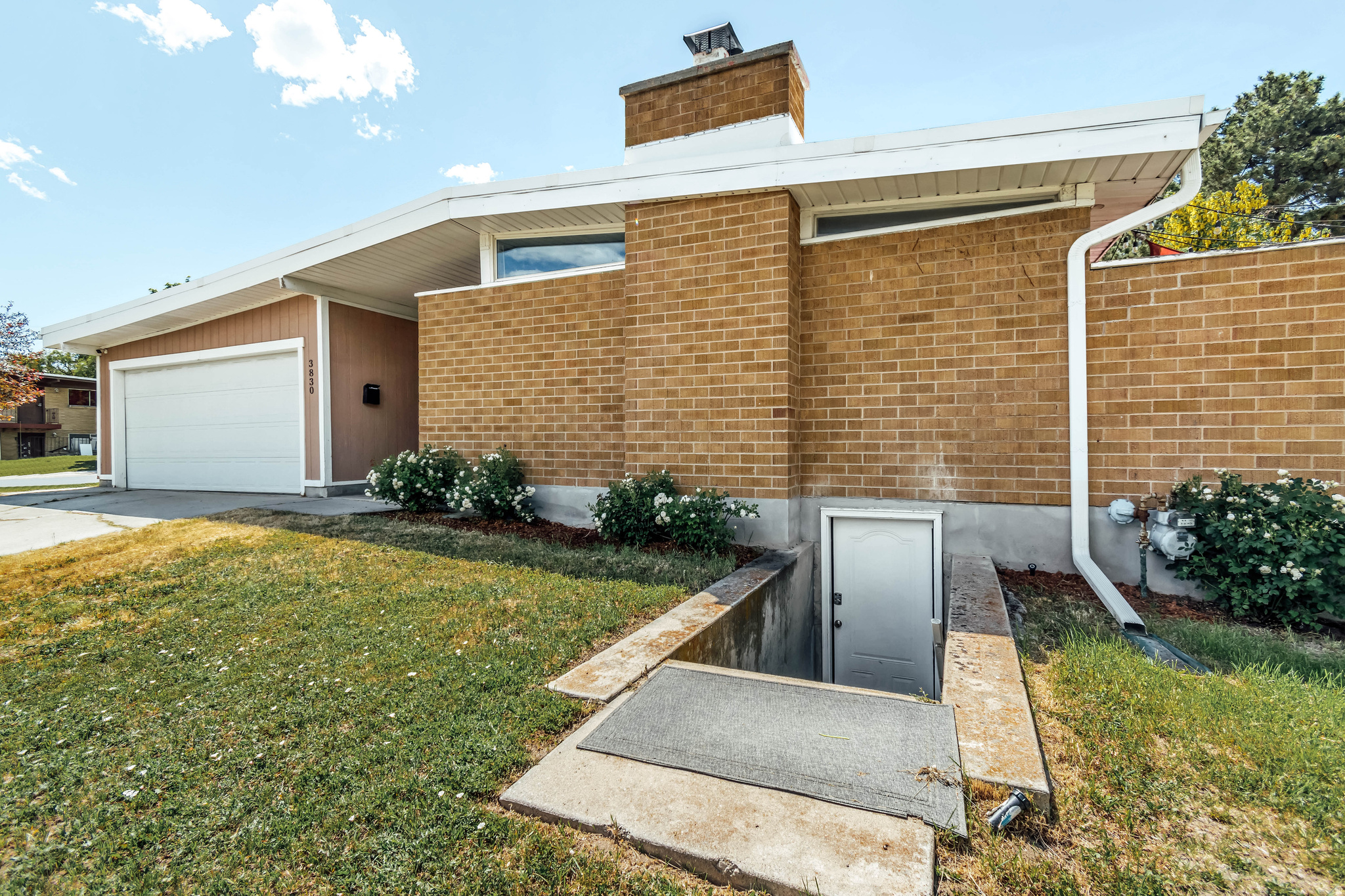 MEADOWS - Residential