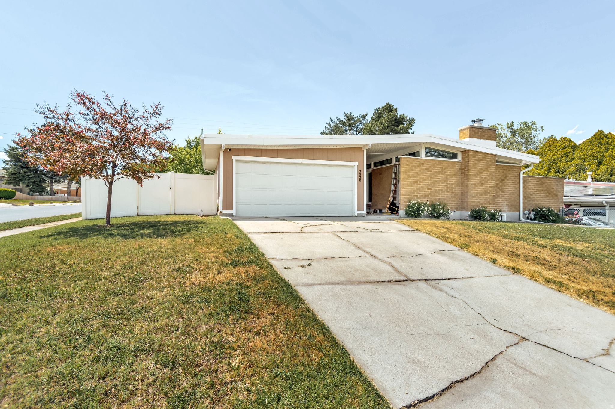 MEADOWS - Residential