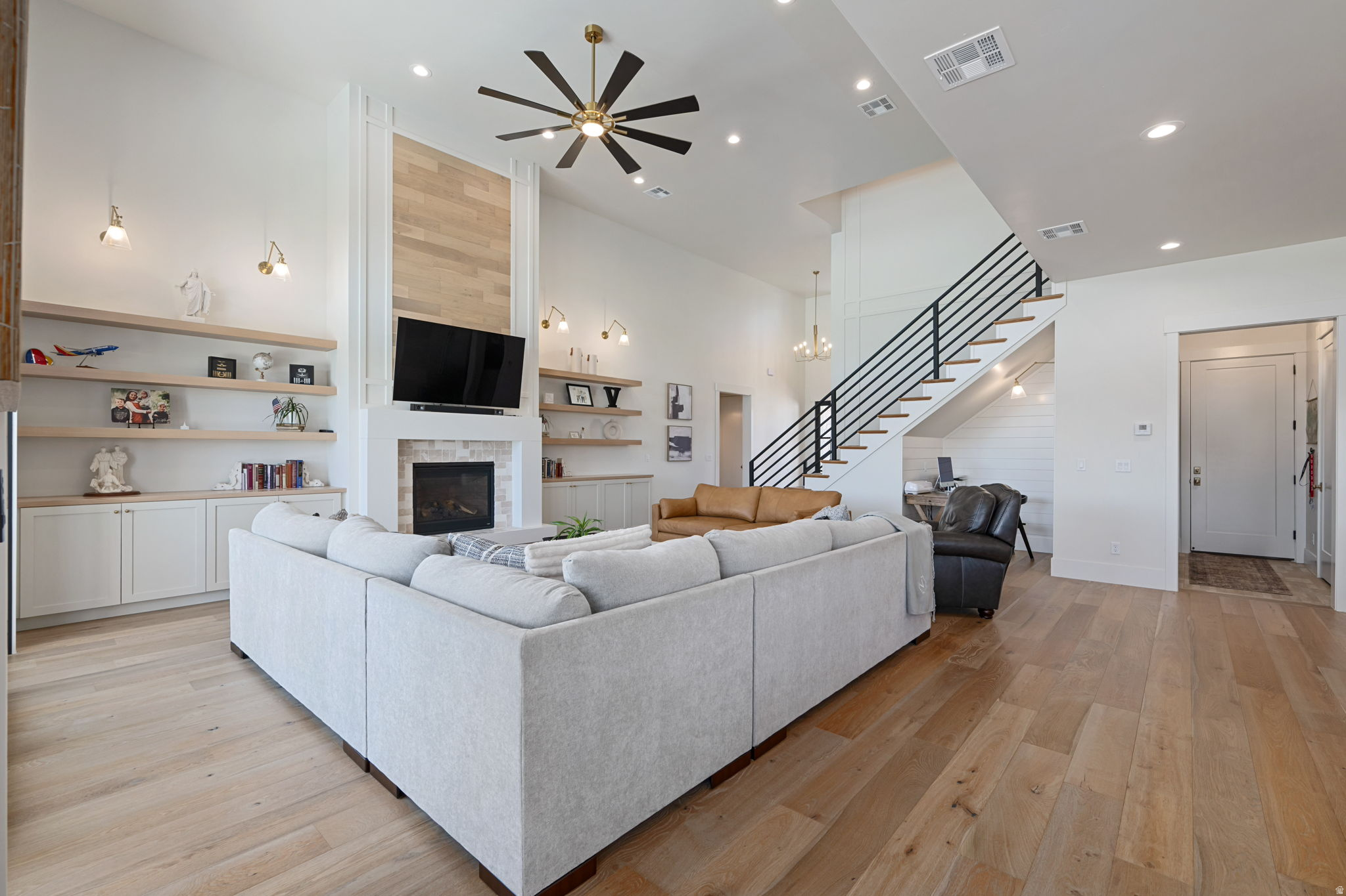 BLUE HERON ESTATES - Residential