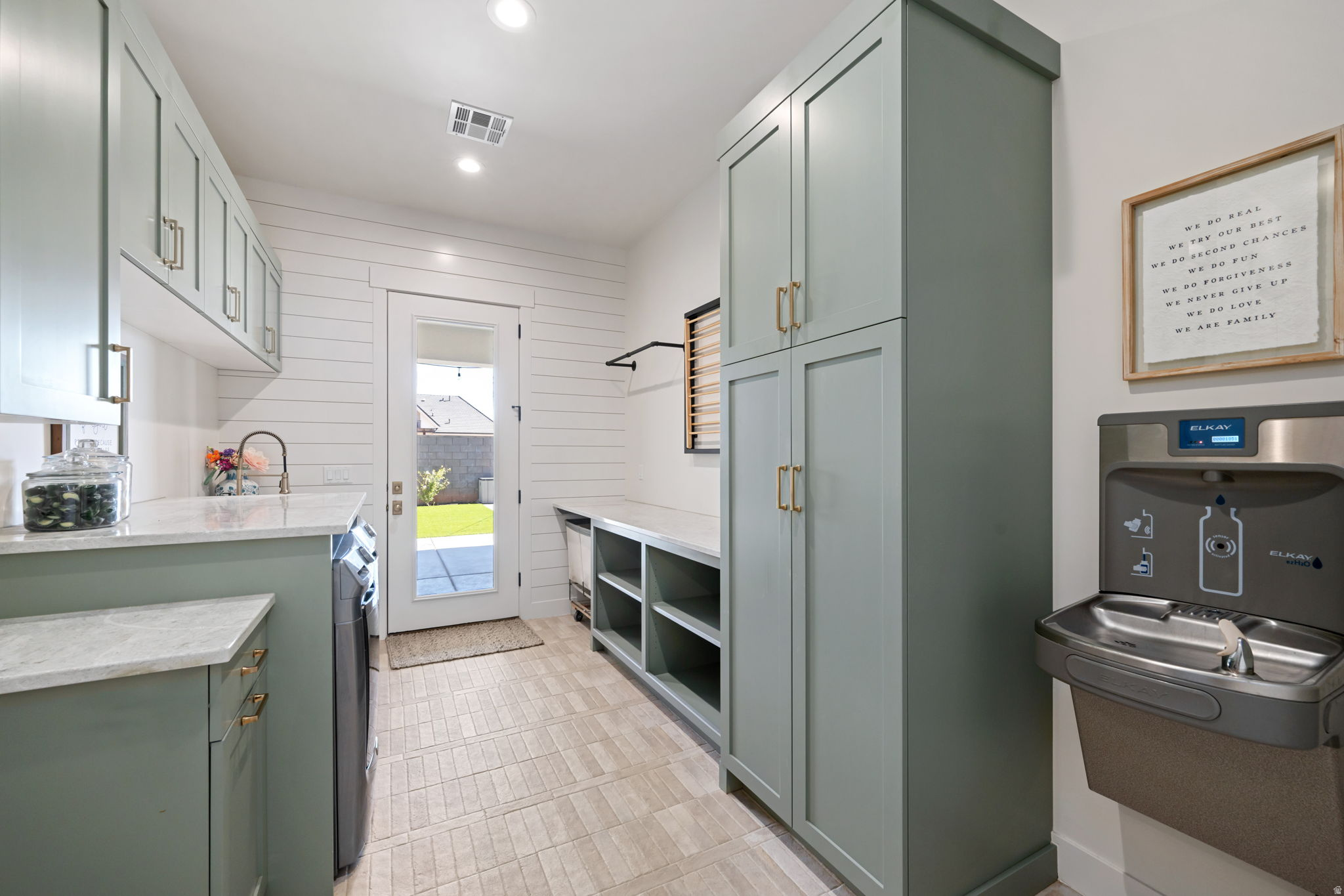 BLUE HERON ESTATES - Residential