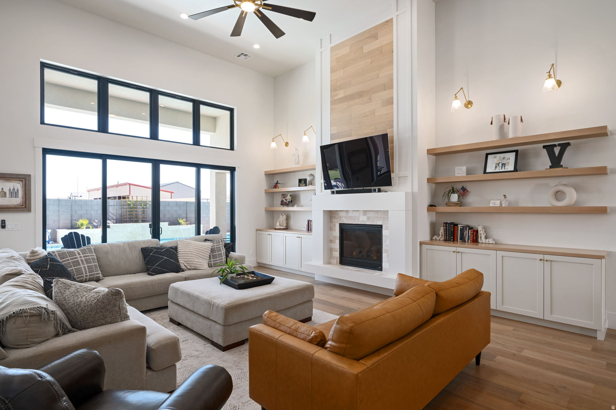 BLUE HERON ESTATES - Residential