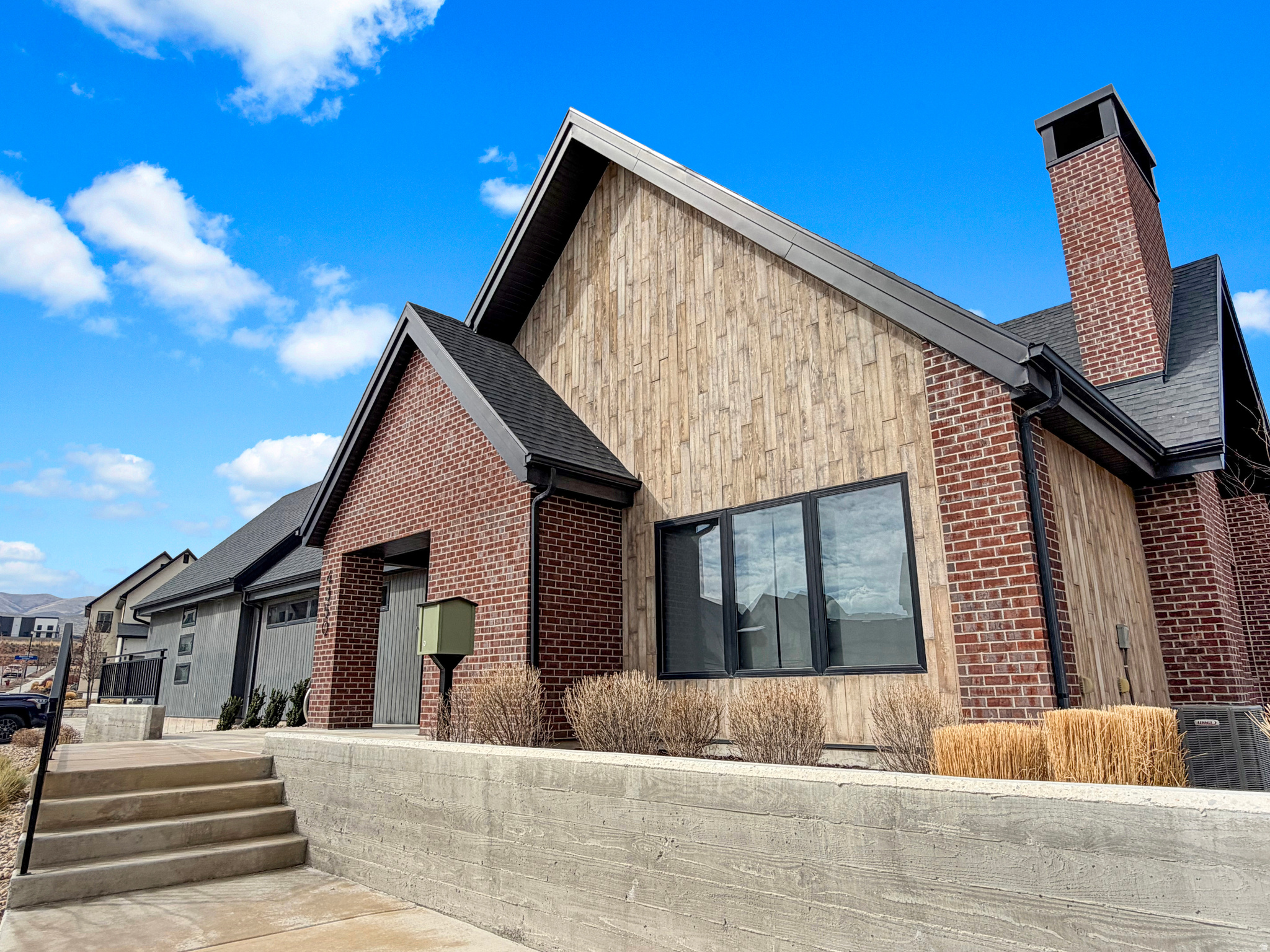 HOLBROOK SCANDIA COTTAGES - Residential