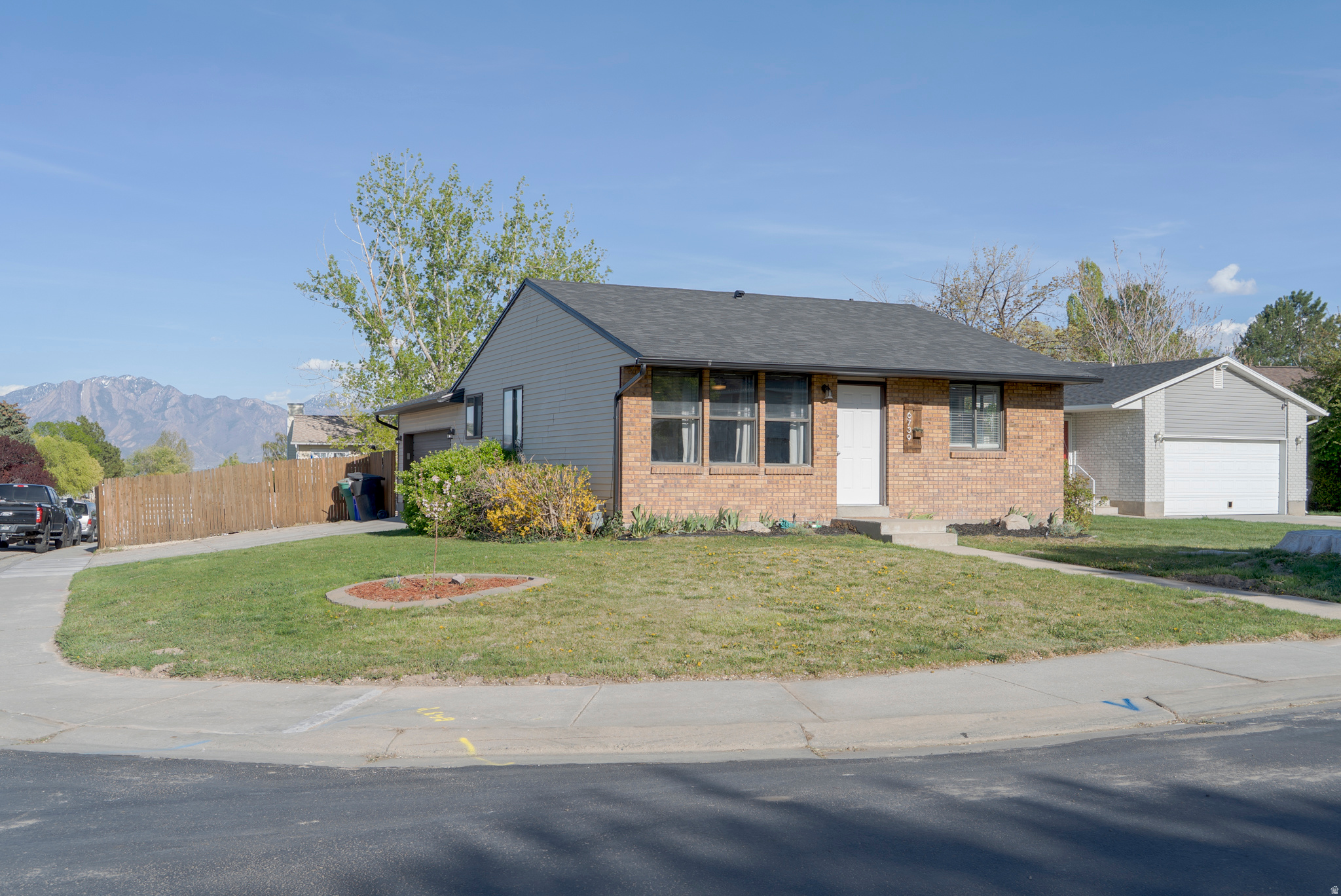 OQUIRRH SHADOWS - Residential