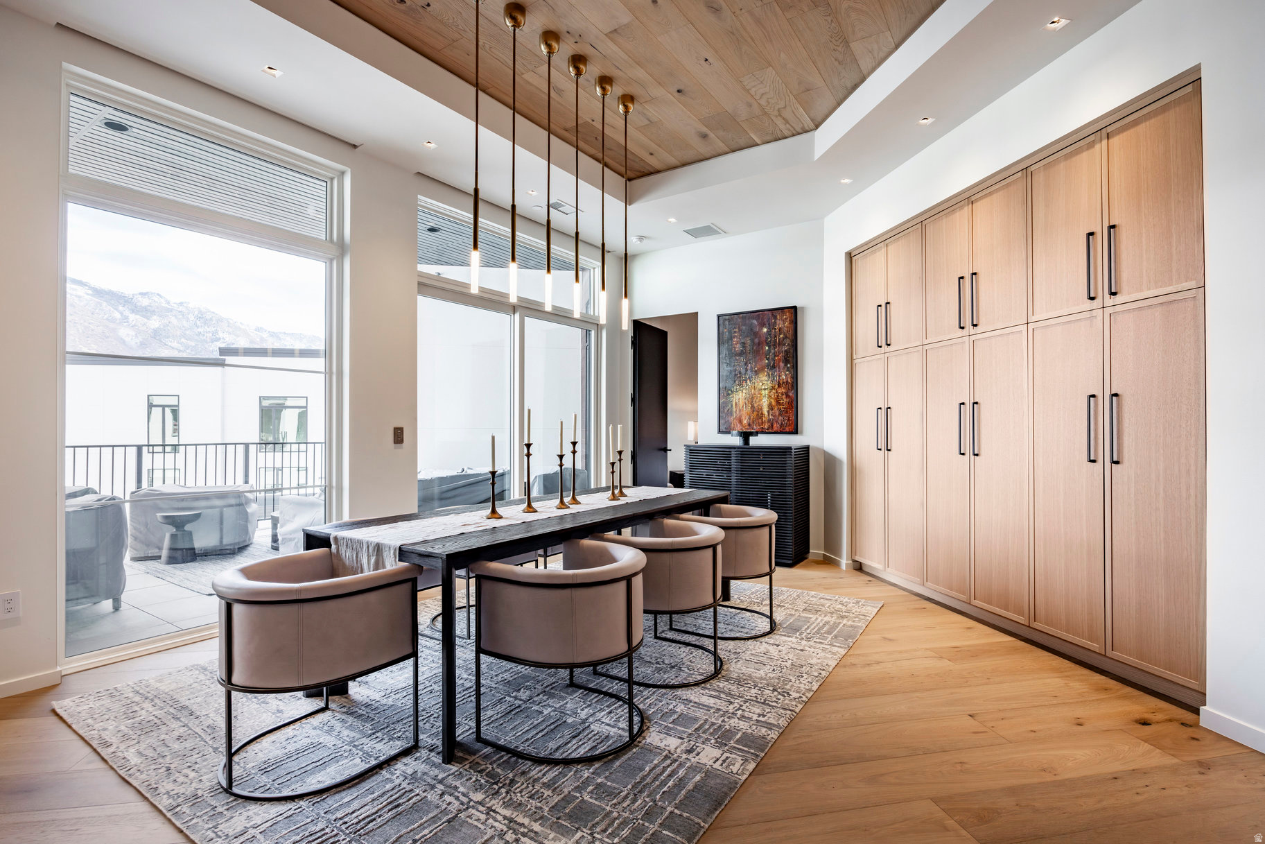 HOLLADAY HILLS - Residential