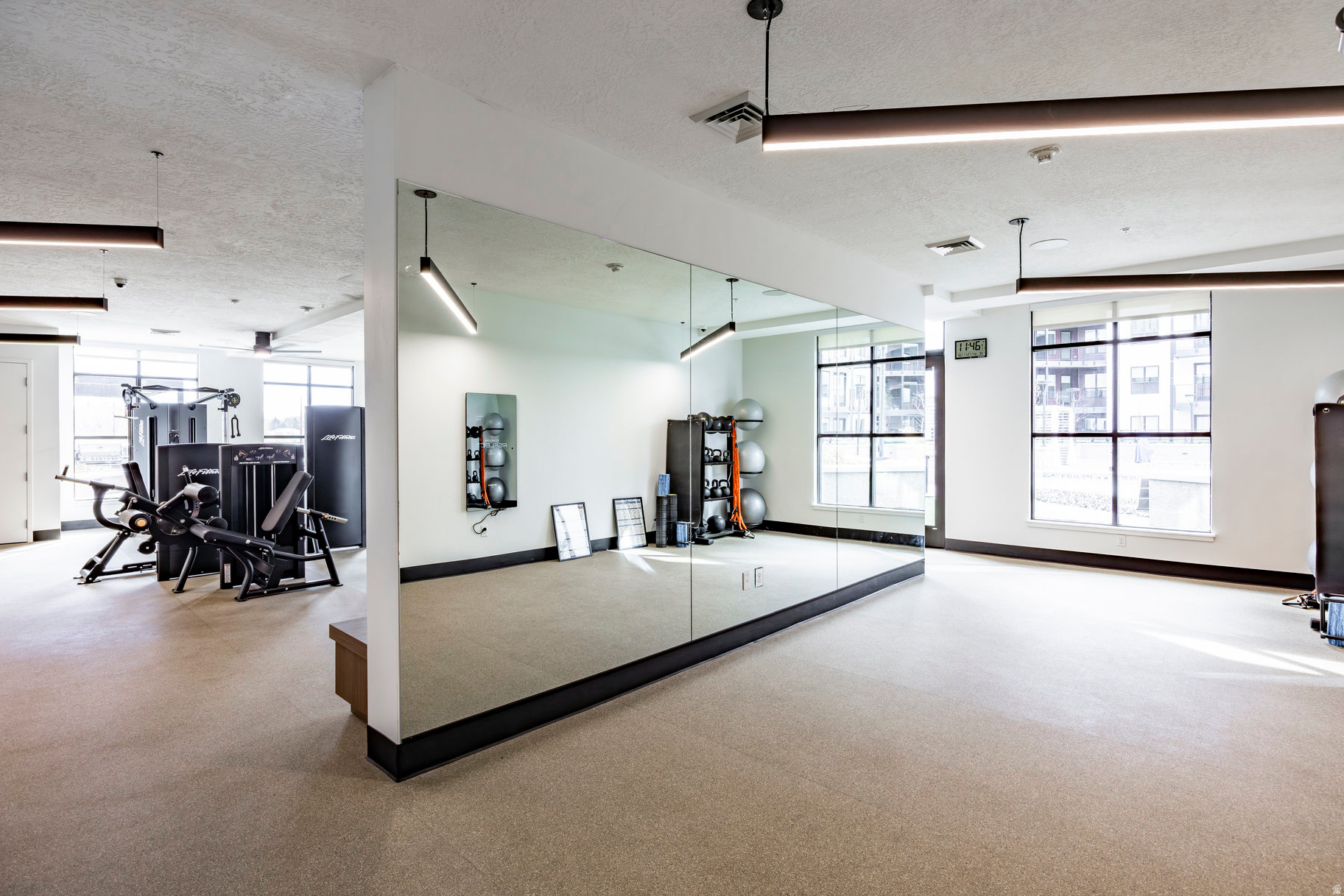 HOLLADAY HILLS - Residential