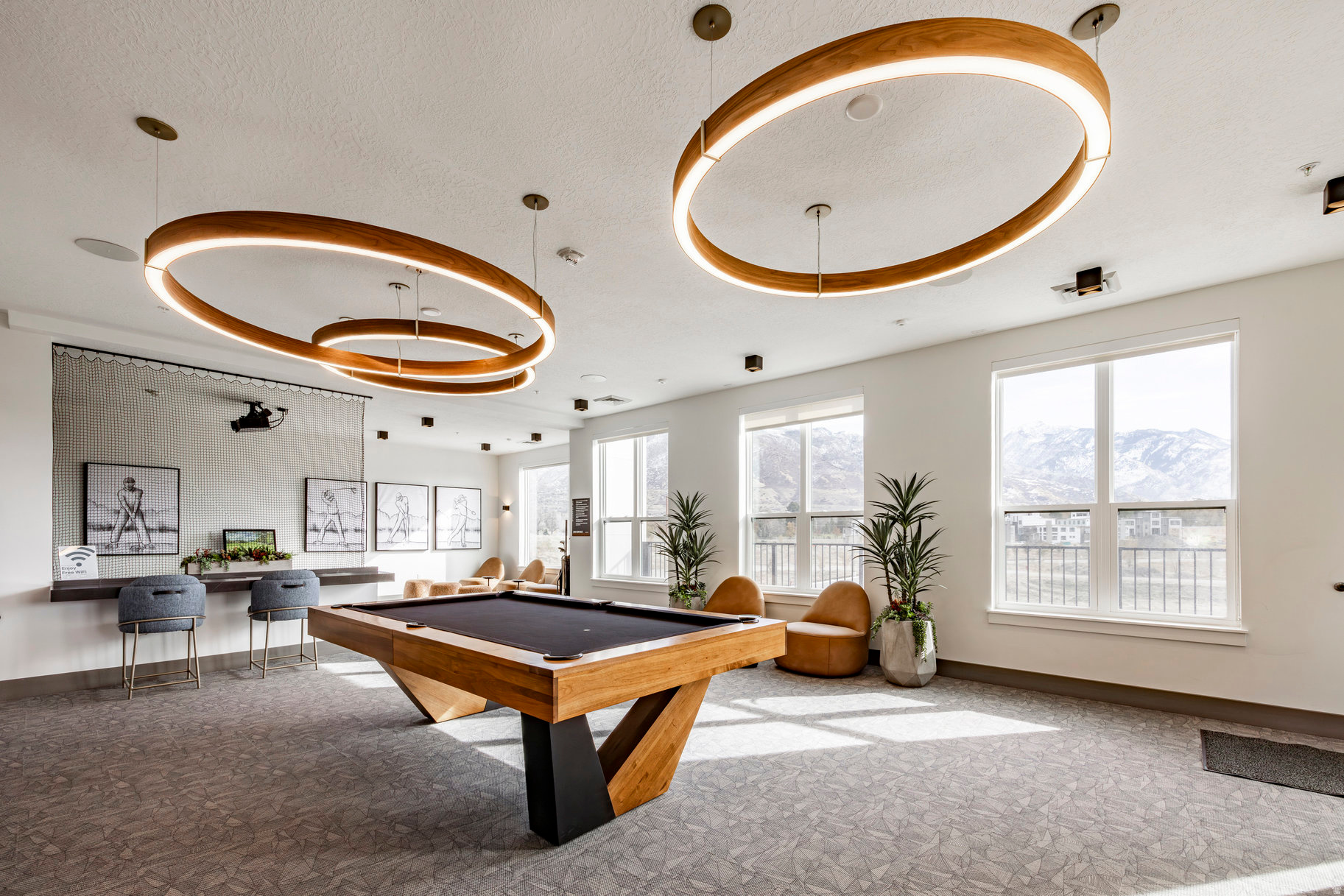 HOLLADAY HILLS - Residential