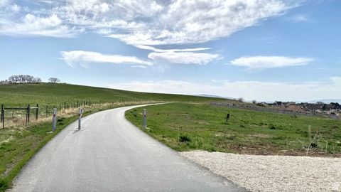 Tiny photo for 1906 S PRESERVE DR, Mapleton, UT 84664 (MLS # 2135395)