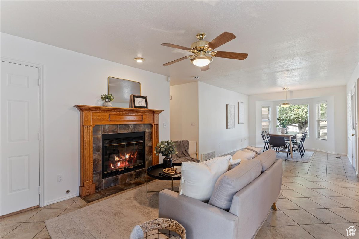 CHIMNEY HILL - Residential Income