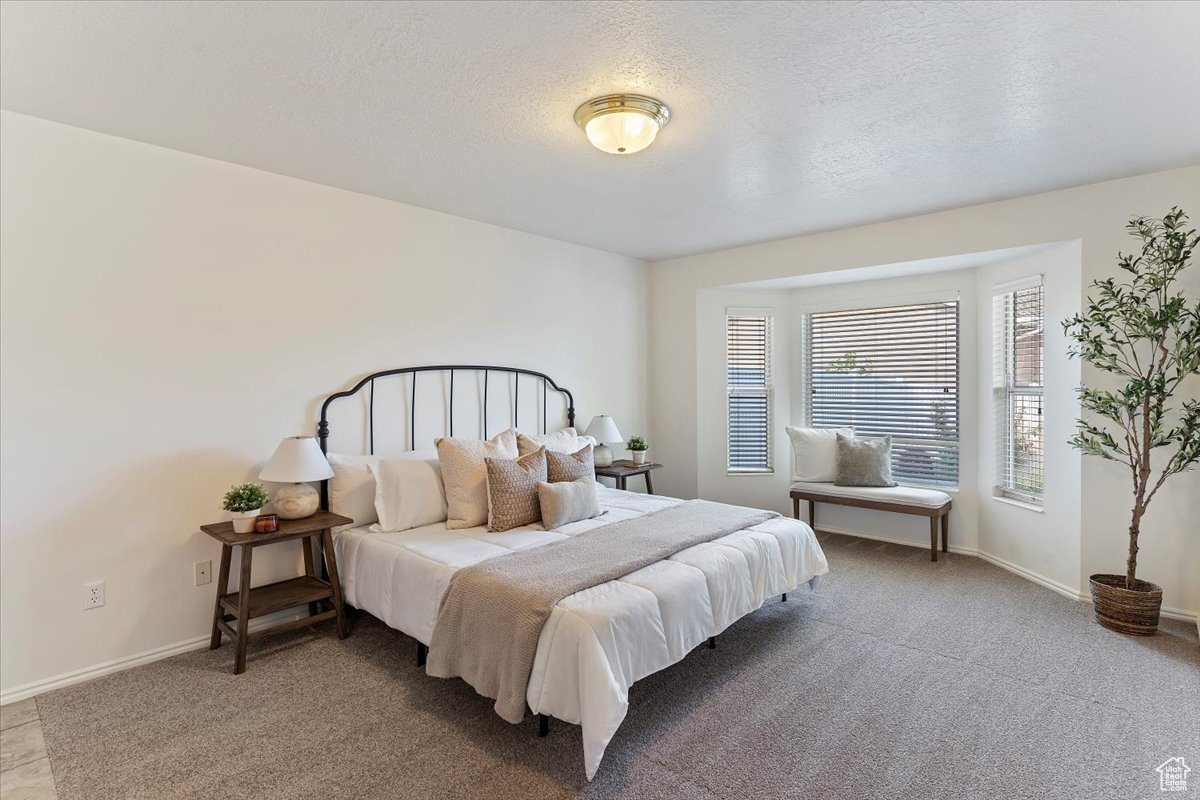 CHIMNEY HILL - Residential Income