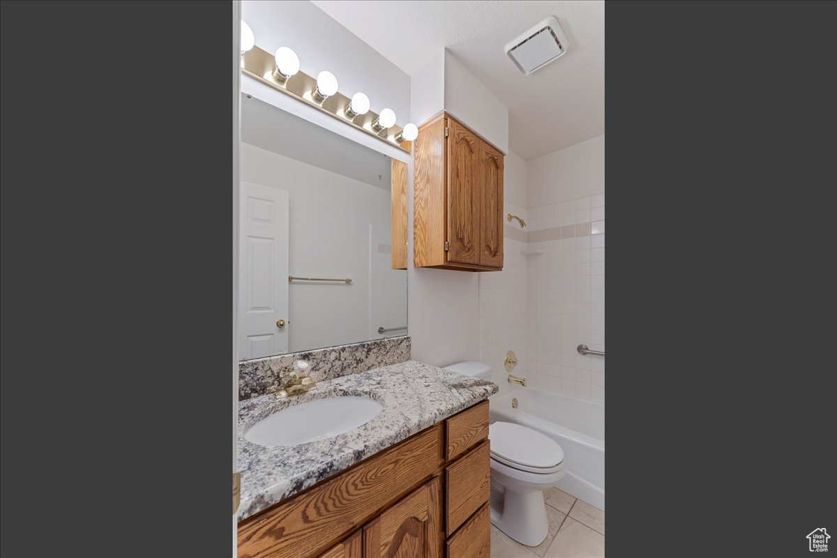 CHIMNEY HILL - Residential Income