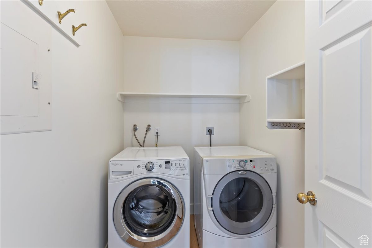 CHIMNEY HILL - Residential Income