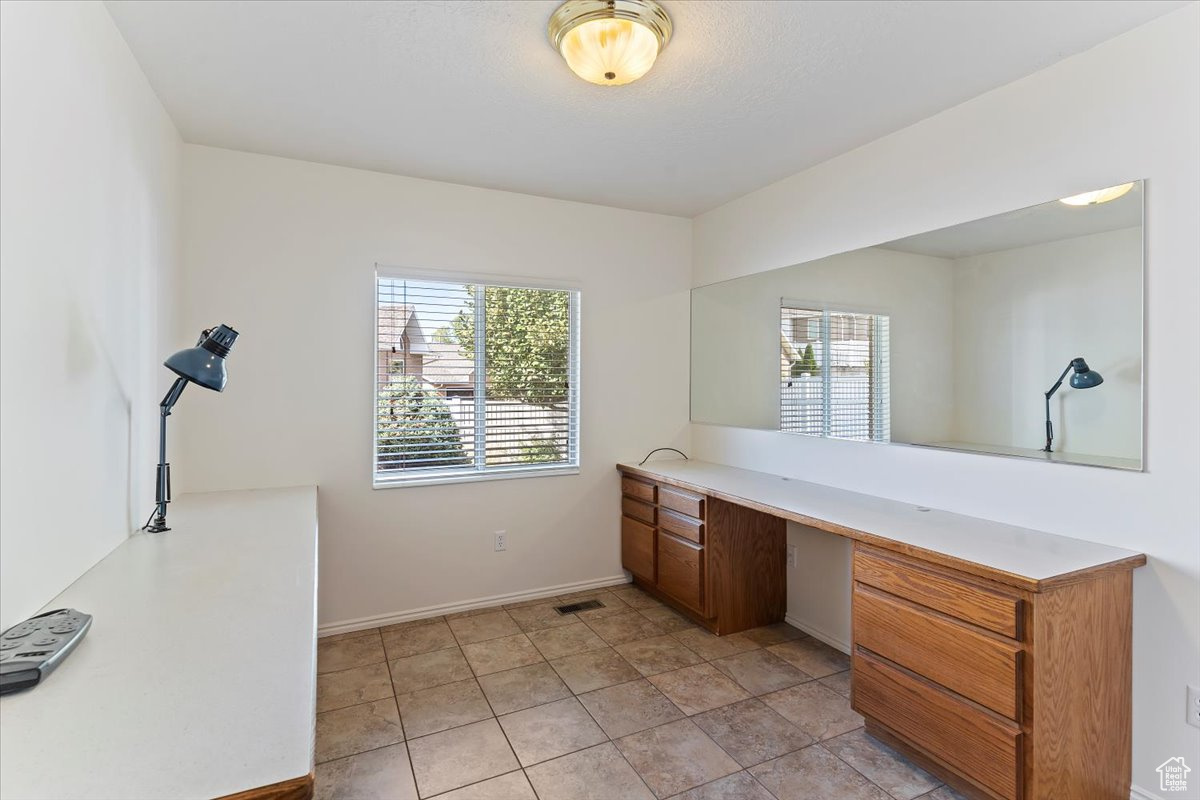 CHIMNEY HILL - Residential Income