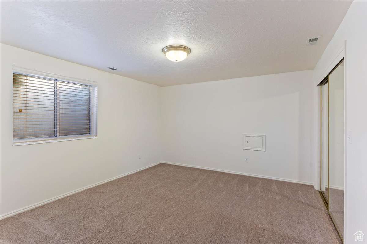 CHIMNEY HILL - Residential Income