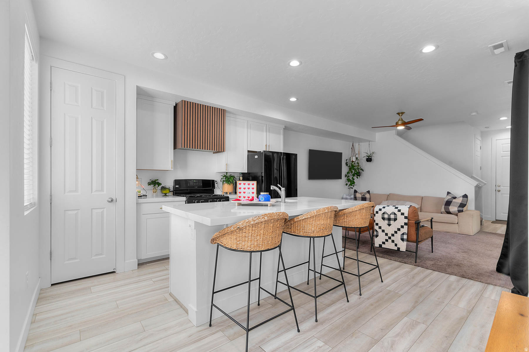 VILLAGES AT ARROWHEAD - Residential Income