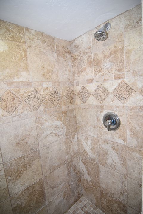 Tiny photo for 1213 N FIREFLY Dr, Spanish Fork, UT 84660 (MLS # 2126262)