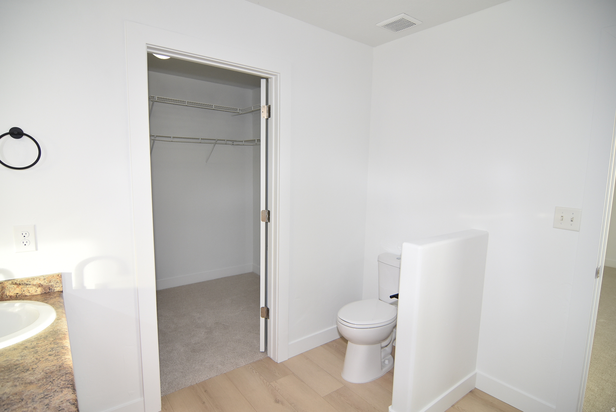 WHISPERING WILLOWS - Residential