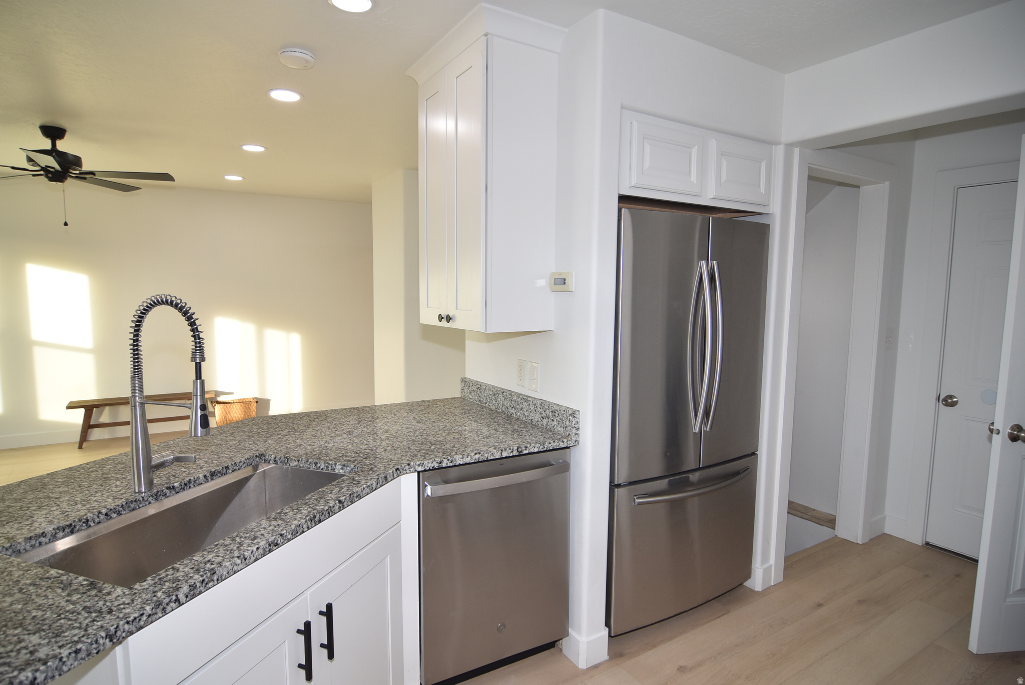 WHISPERING WILLOWS - Residential