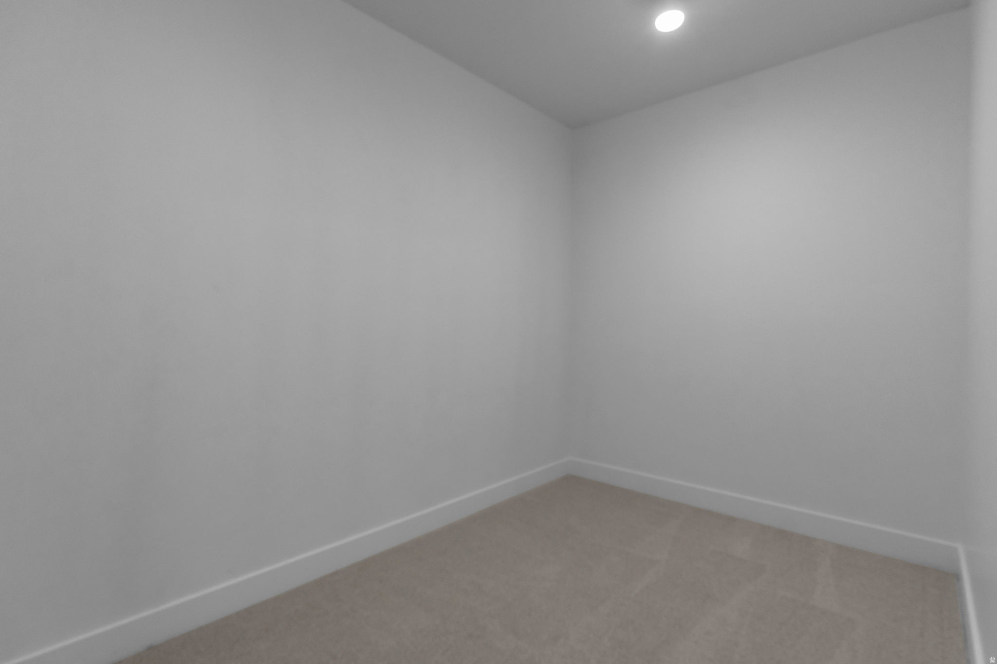 WHISPERING WILLOWS - Residential