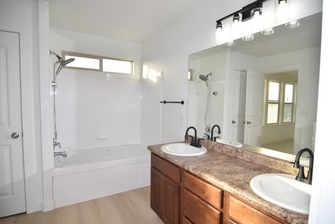 Tiny photo for 1213 N FIREFLY Dr, Spanish Fork, UT 84660 (MLS # 2126262)