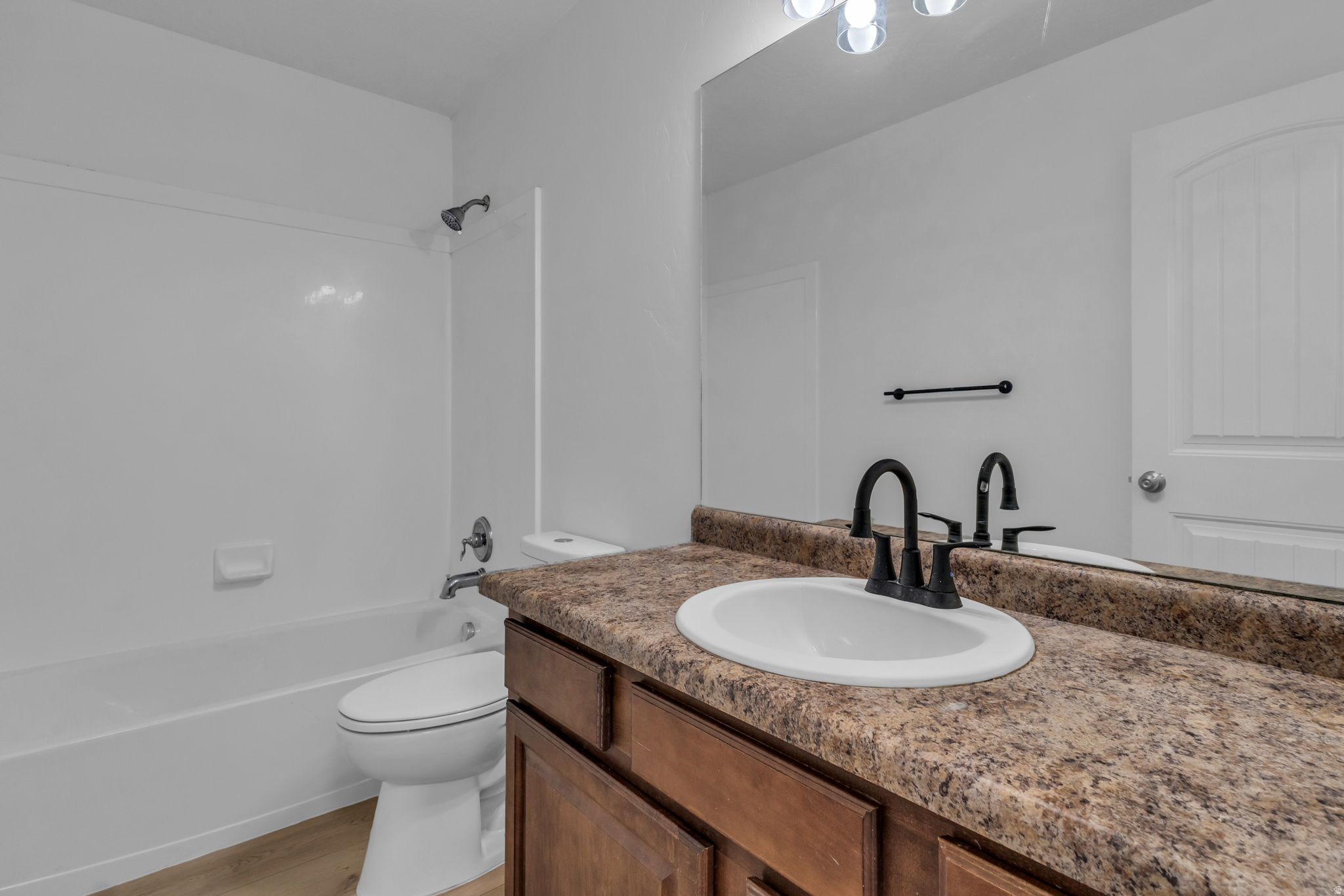 WHISPERING WILLOWS - Residential