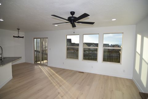 Tiny photo for 1213 N FIREFLY Dr, Spanish Fork, UT 84660 (MLS # 2126262)