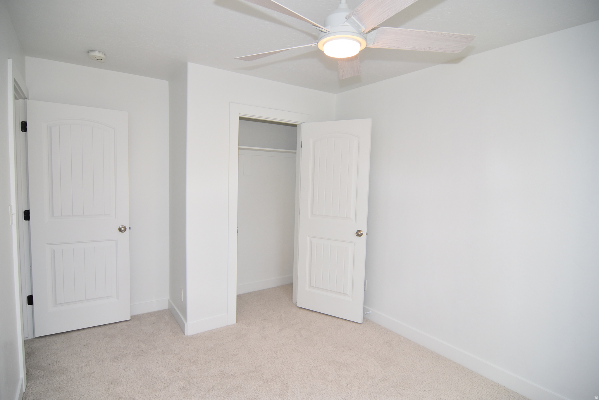 WHISPERING WILLOWS - Residential