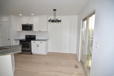 Tiny photo for 1213 N FIREFLY Dr, Spanish Fork, UT 84660 (MLS # 2126262)