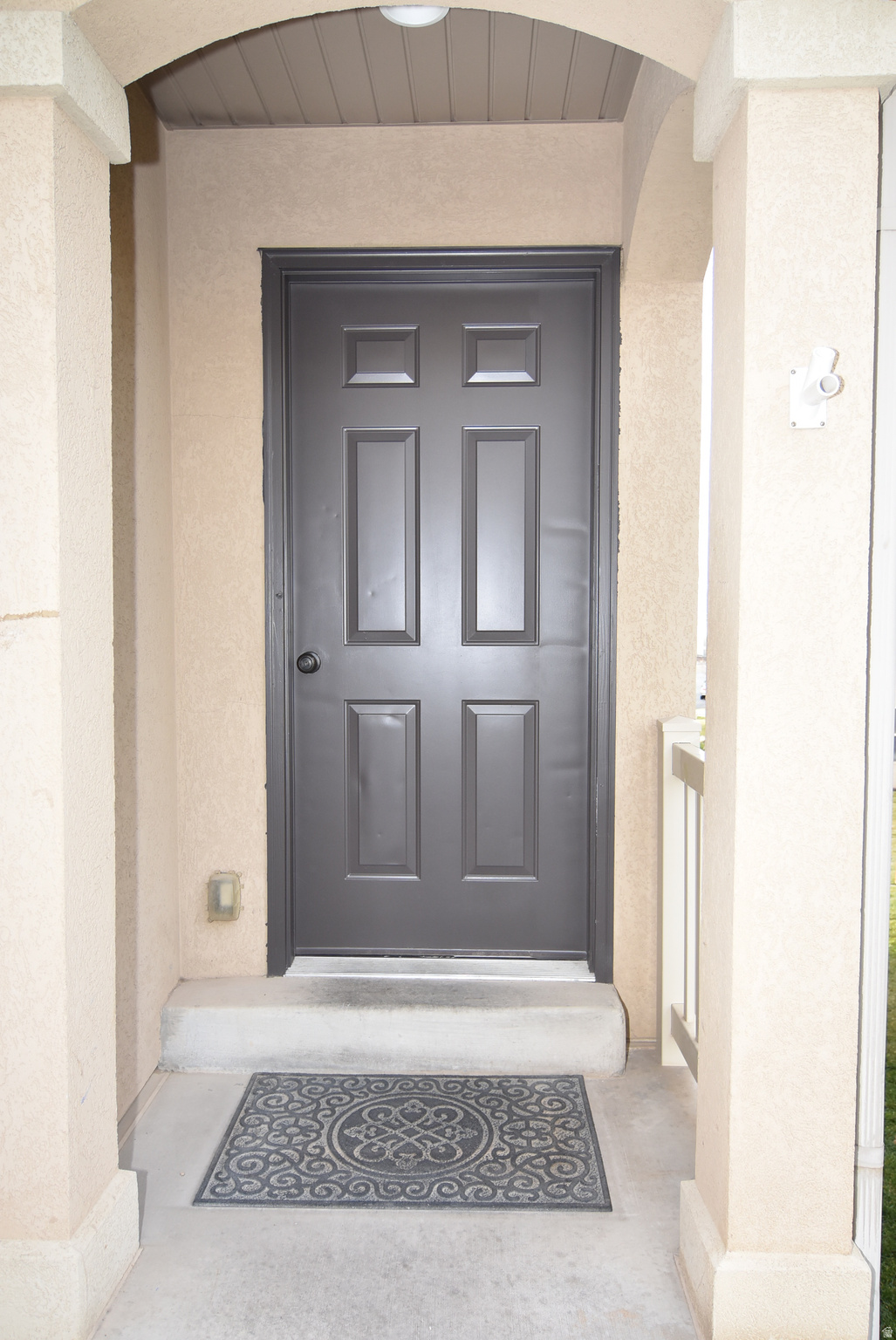 WHISPERING WILLOWS - Residential