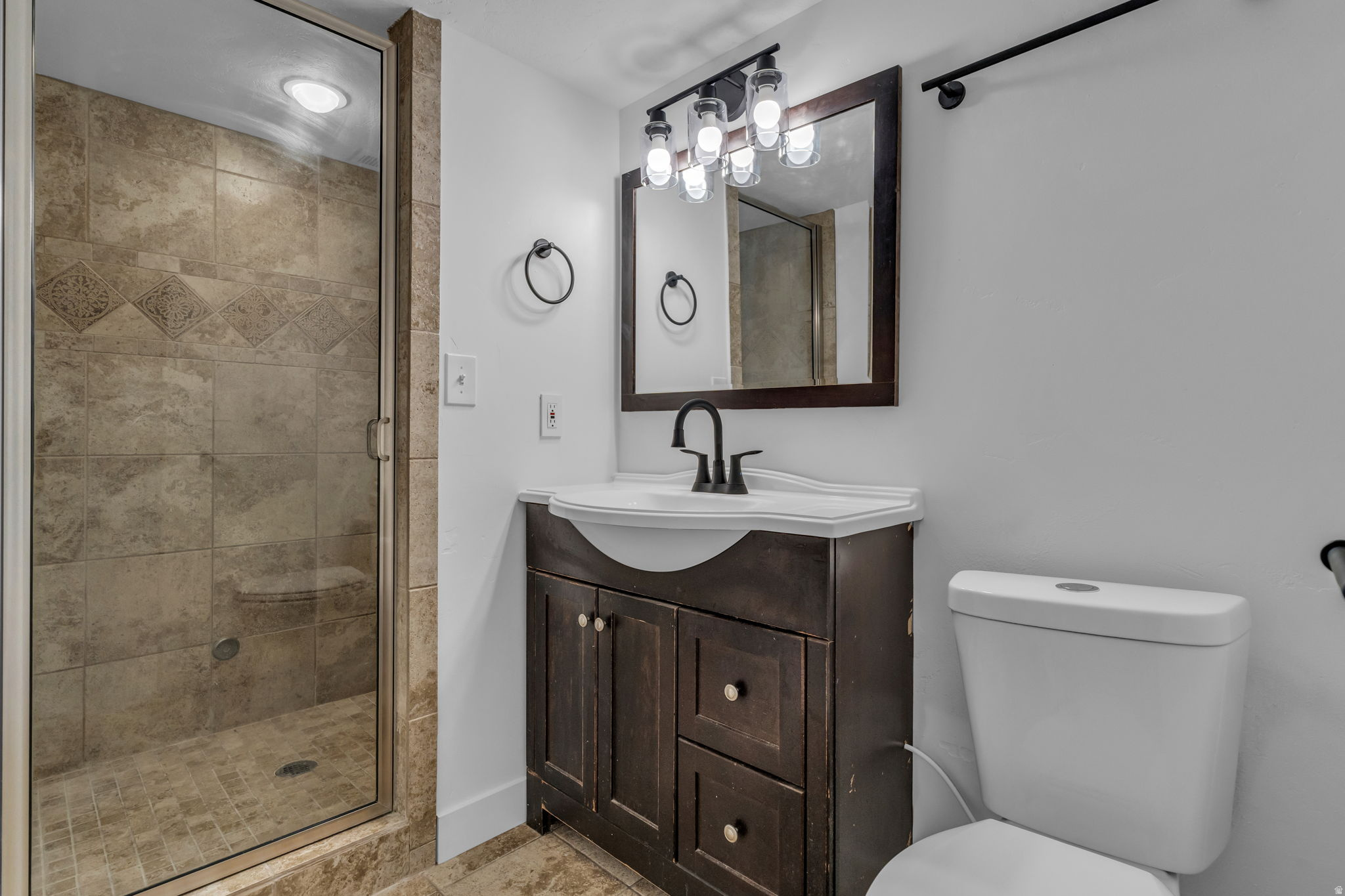 WHISPERING WILLOWS - Residential