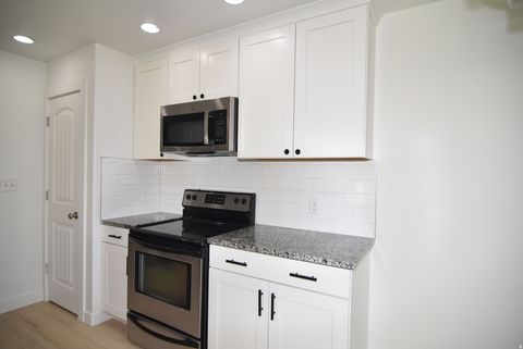 Tiny photo for 1213 N FIREFLY Dr, Spanish Fork, UT 84660 (MLS # 2126262)