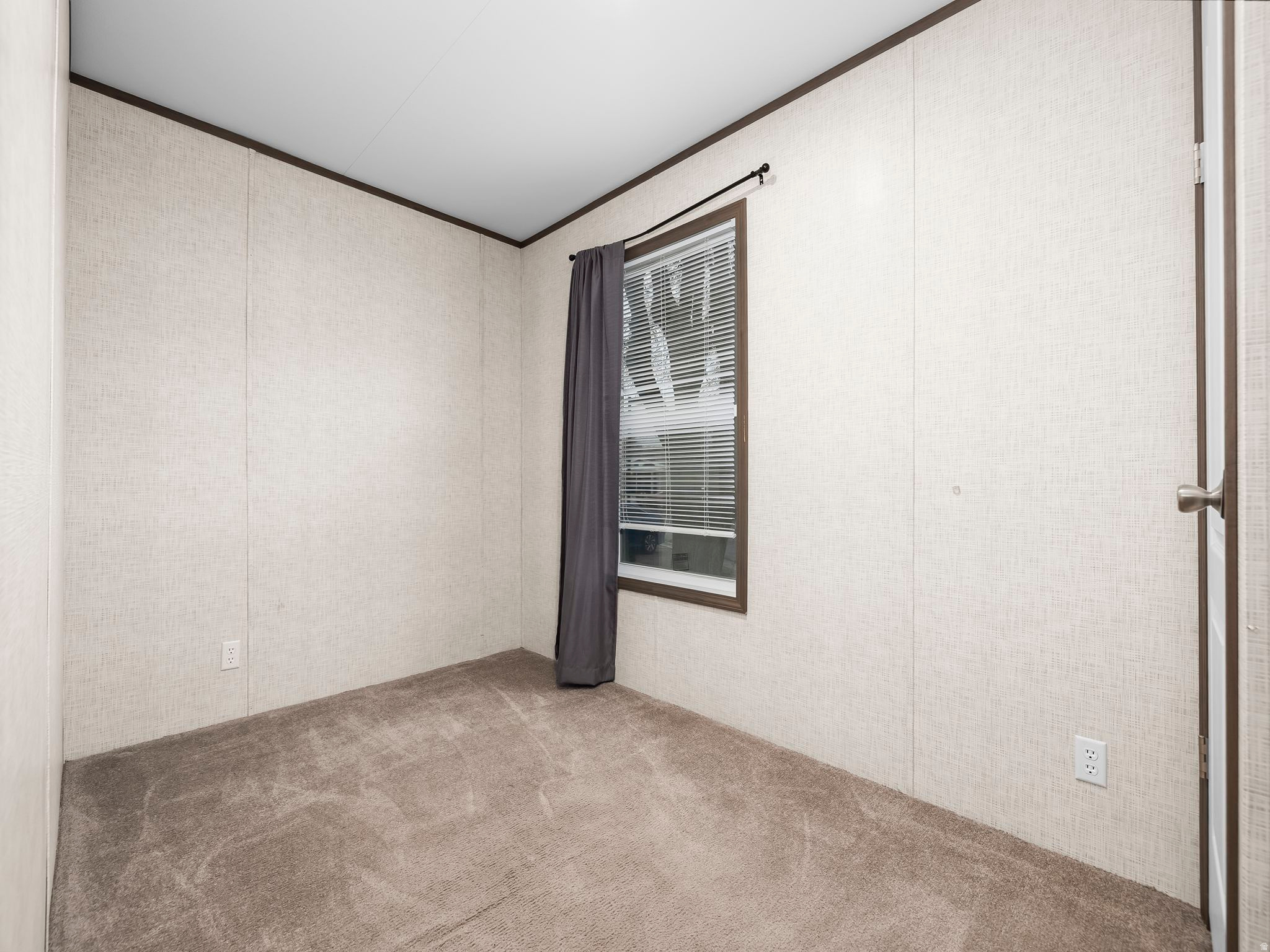 RIVERDALE - Residential