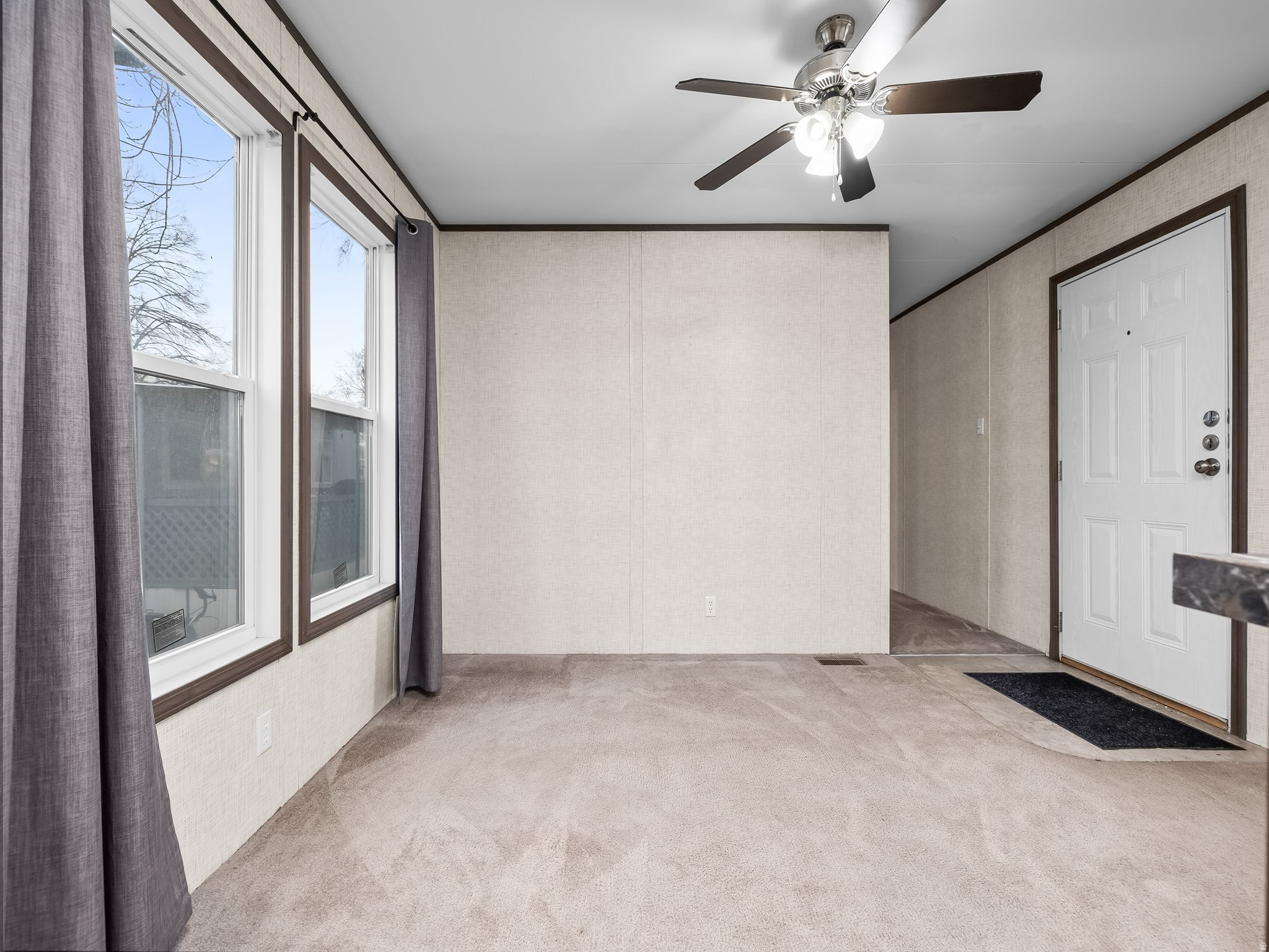 RIVERDALE - Residential