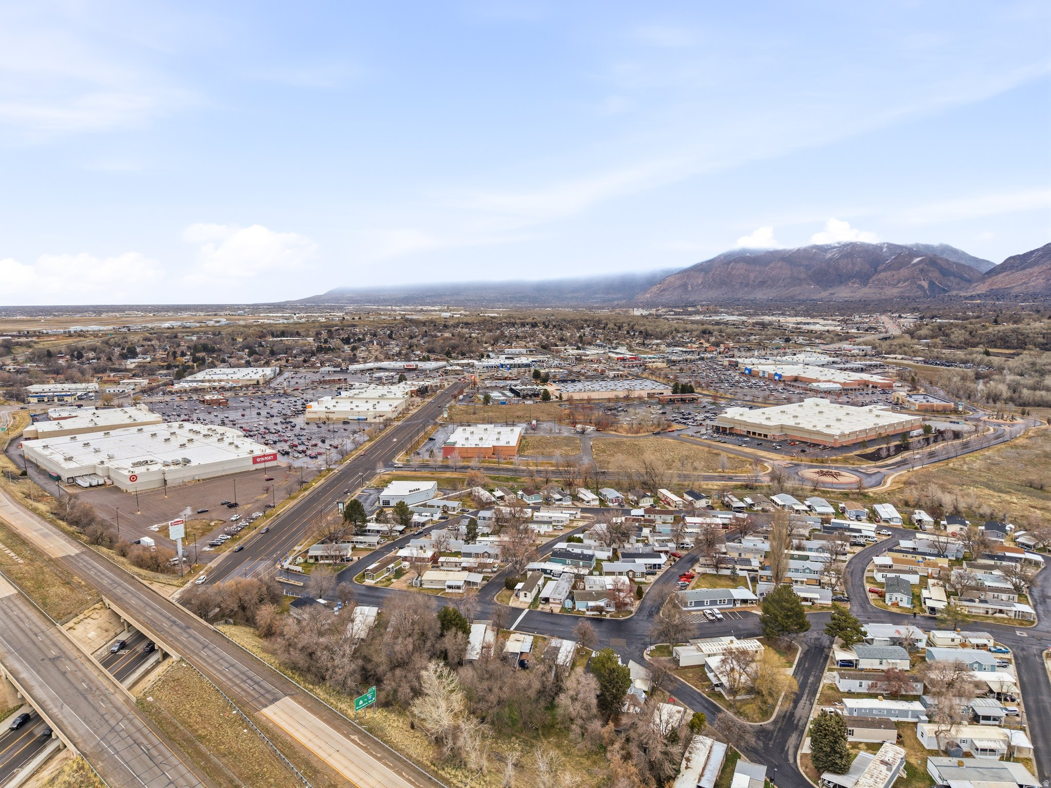 RIVERDALE - Residential