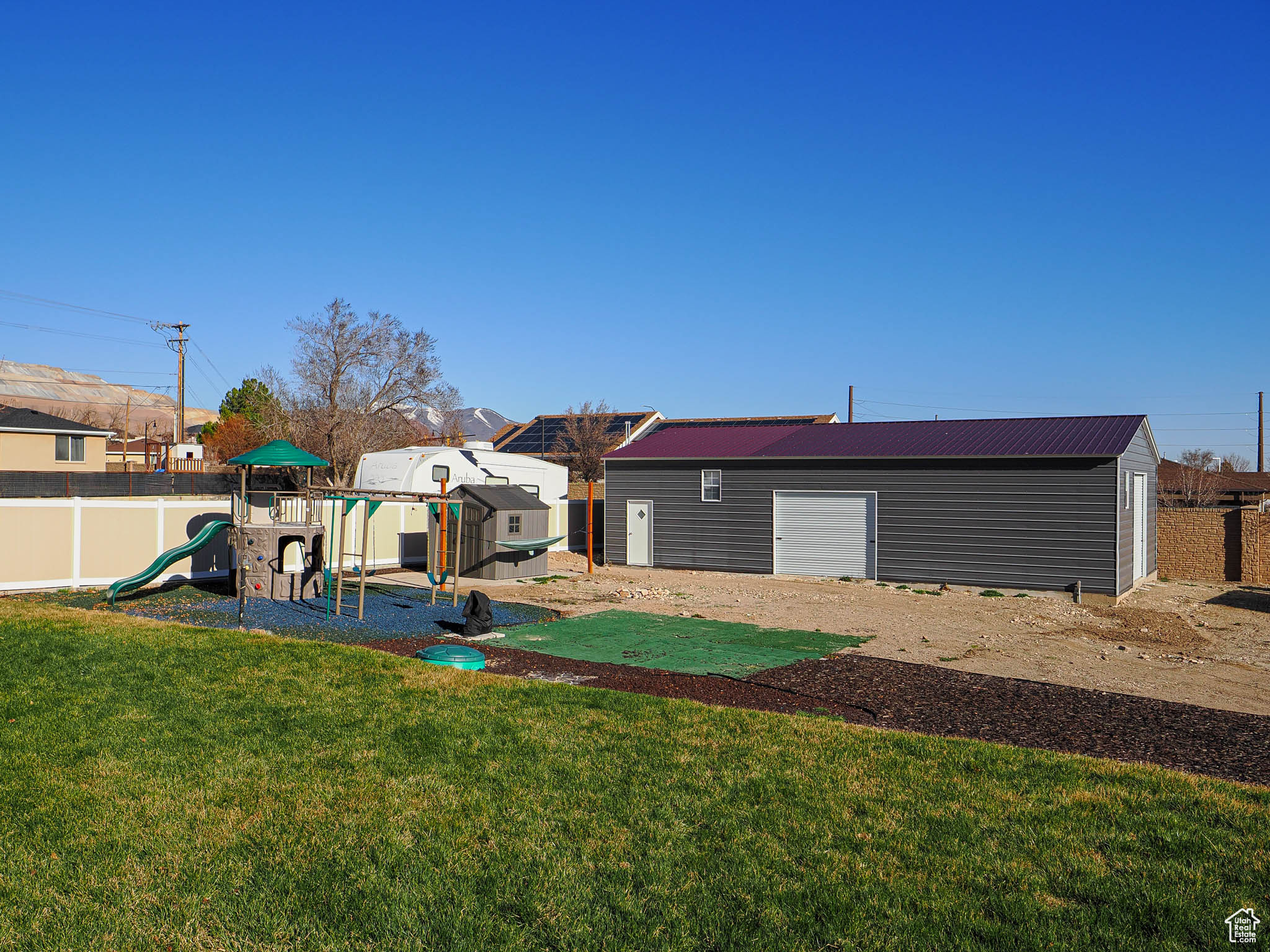 HAMILTON FARMS - Residential