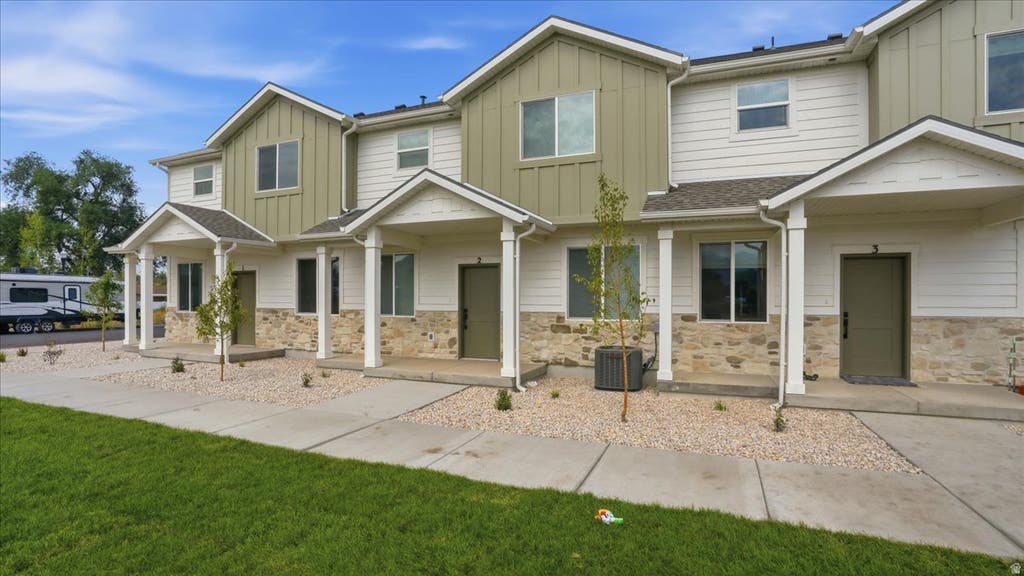 Photo of 188 N 300 E #2, Morgan, UT 84050 (MLS # 2178254)