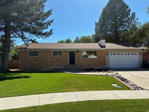 Photo of 474 E 580 N, American Fork, UT 84003 (MLS # 2129371)