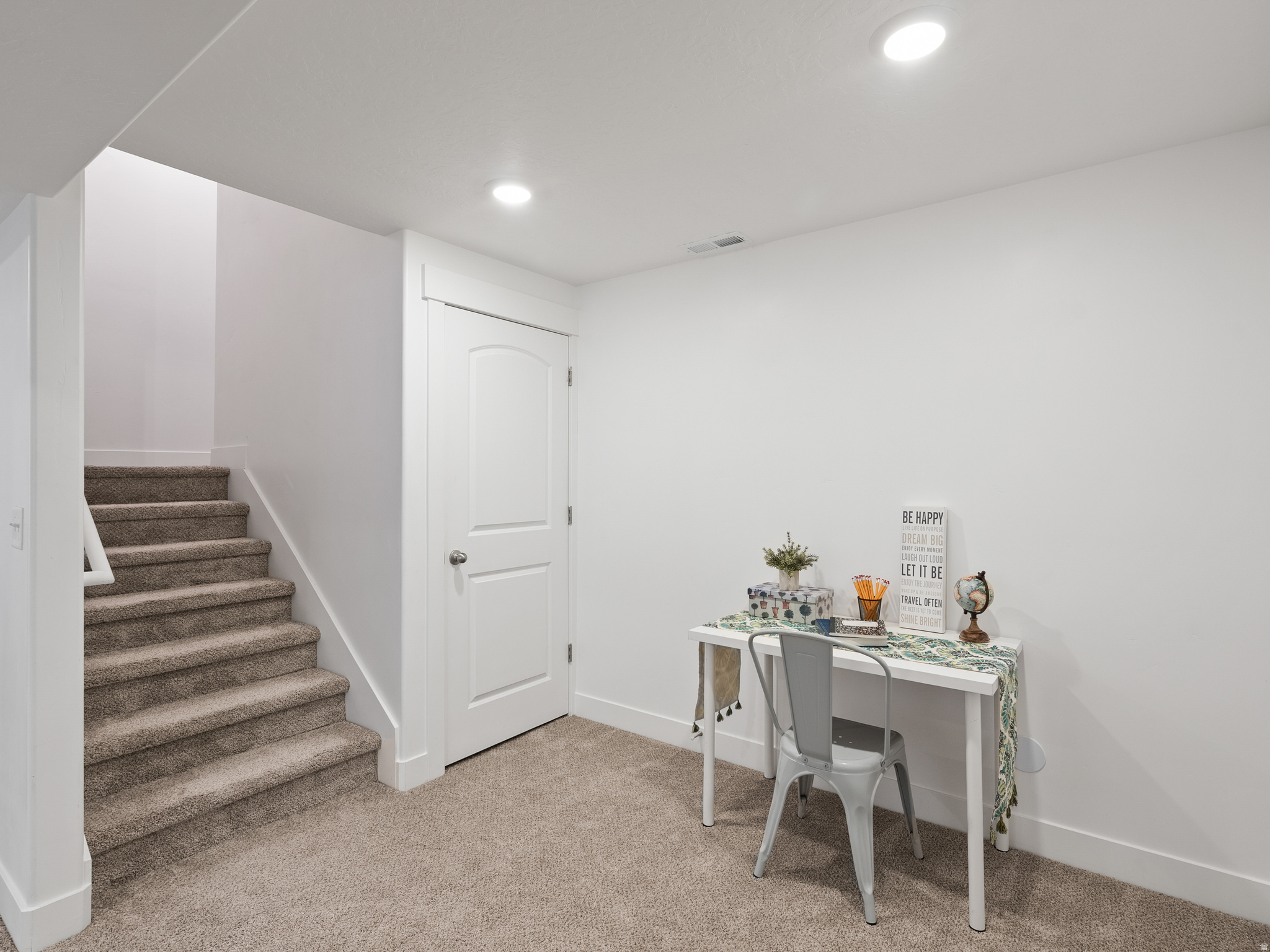 WILLOW POINT - Residential